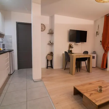 Spacieux Et Douillet T2 Au Centre Appartement Valence (Drome)