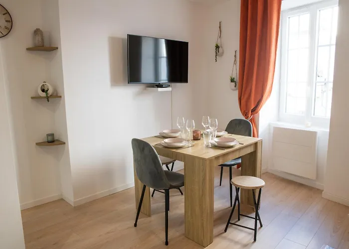 Apartman Spacieux Et Douillet T2 Au Centre